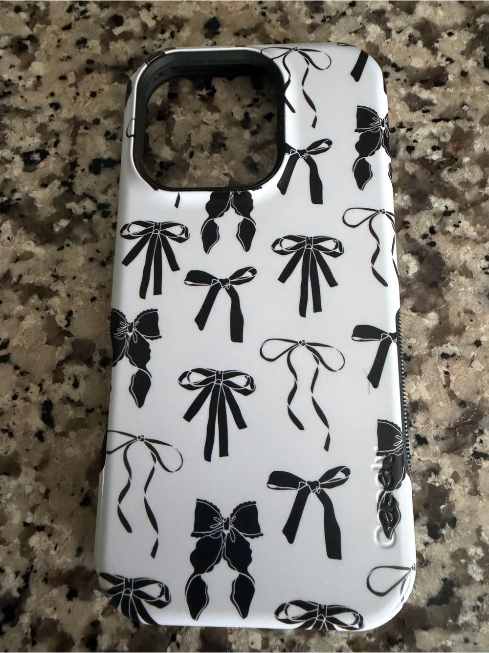 Bow Pattern White & Black Decorative Phone Case by Casely iPhone 16Pro